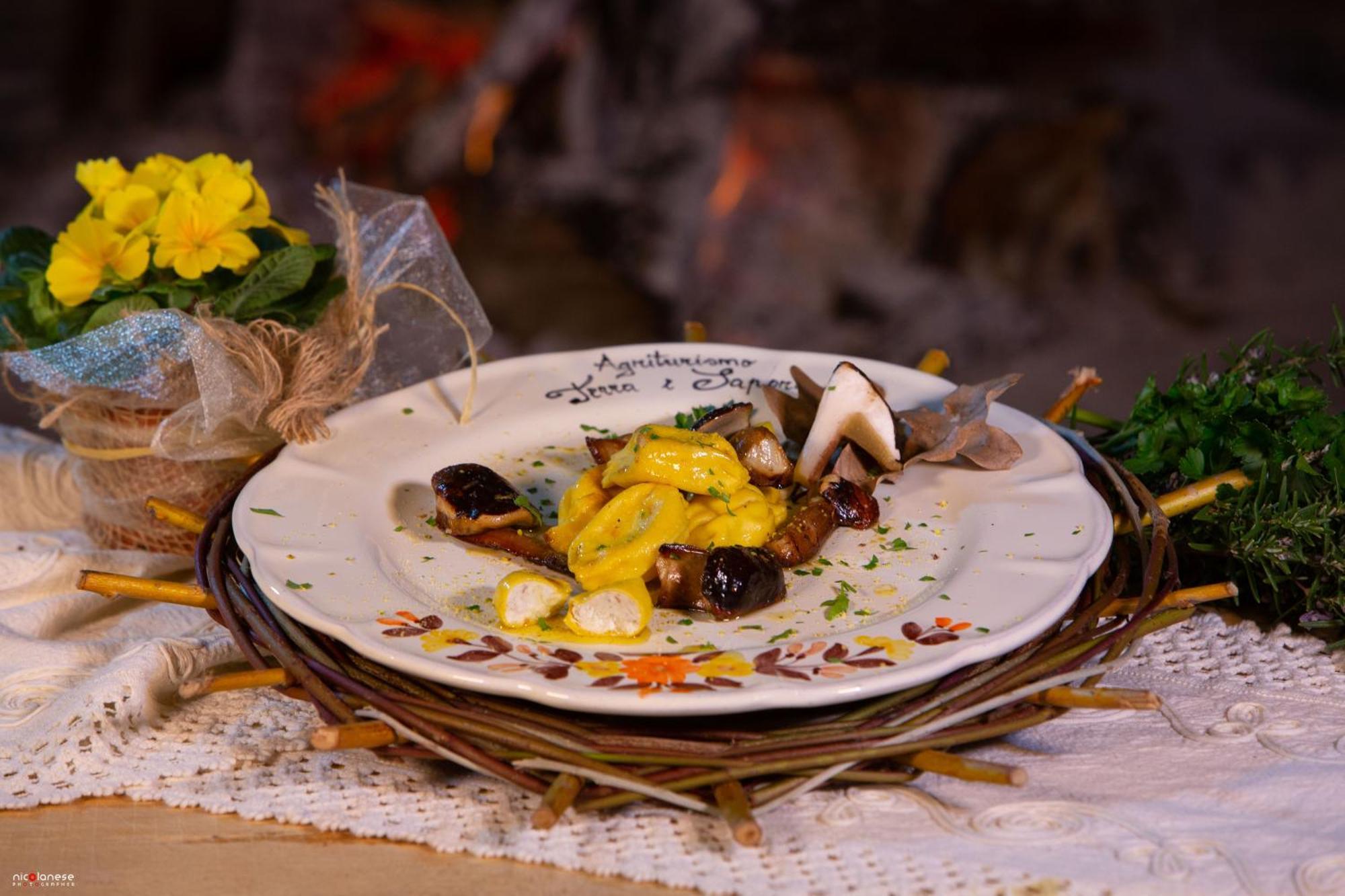 Agriturismo Terra E Sapori Campodipietra Екстериор снимка