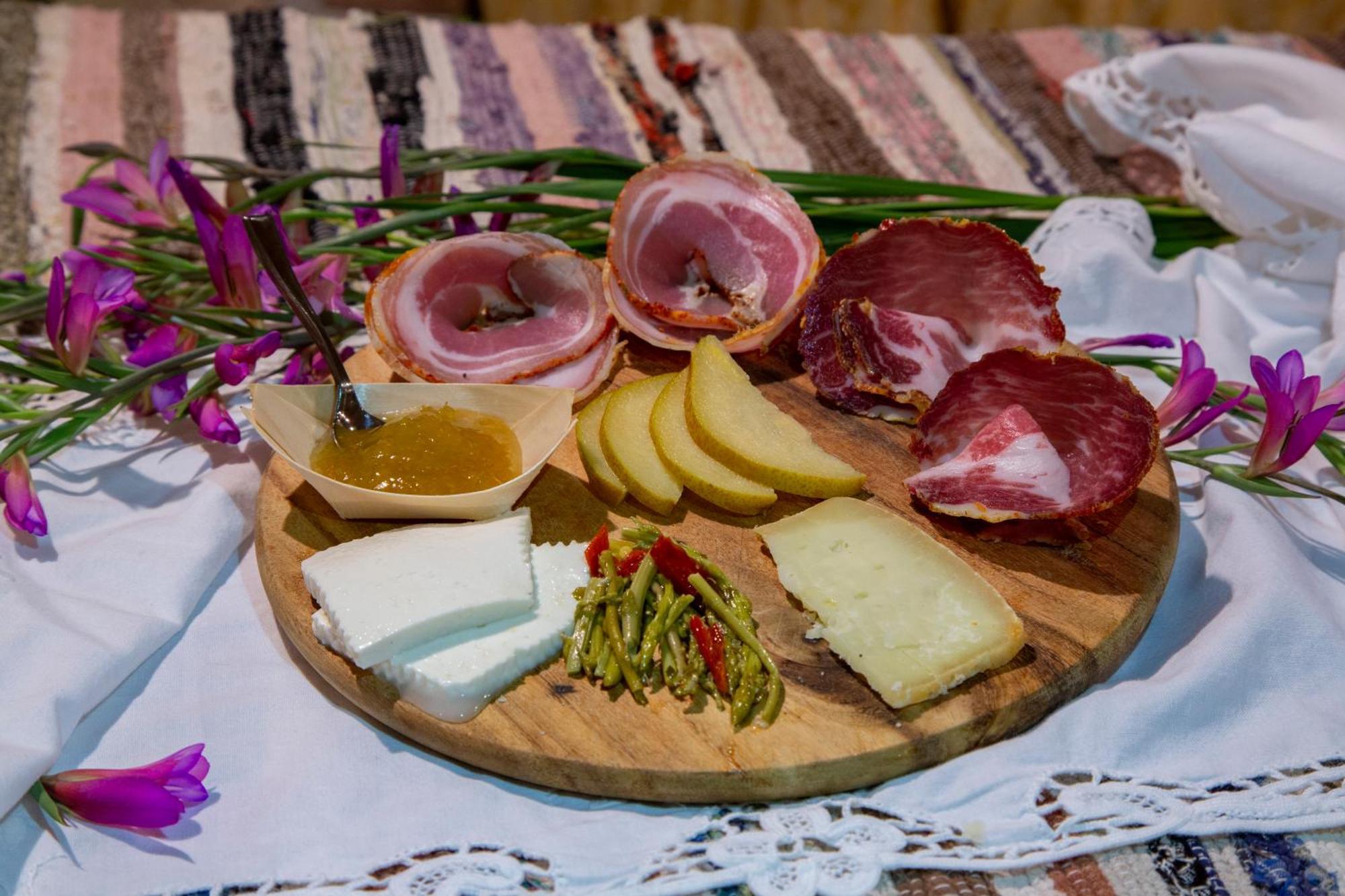 Agriturismo Terra E Sapori Campodipietra Екстериор снимка